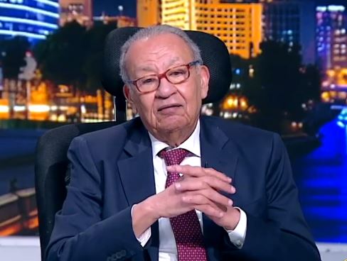 إبراهيم المعلم يحذر من خطورة تزوير الكتب: دعم لعصابات ضد صناعة تدفع الضرائب وتتحمّل المسئولية